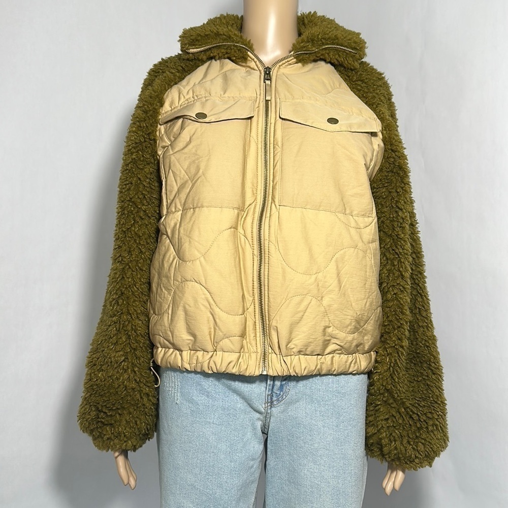 Women's Zip up Jacket with pockets by Universal Thread Brown Faux Fur  (5G3WRP)